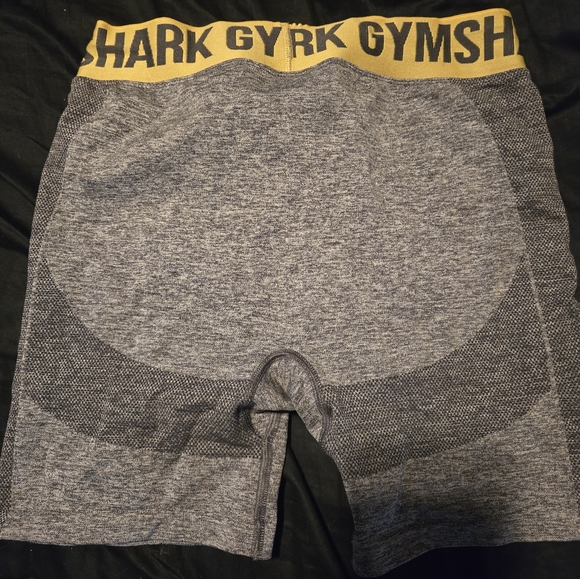 Gymshark shorts - Picture 2 of 2